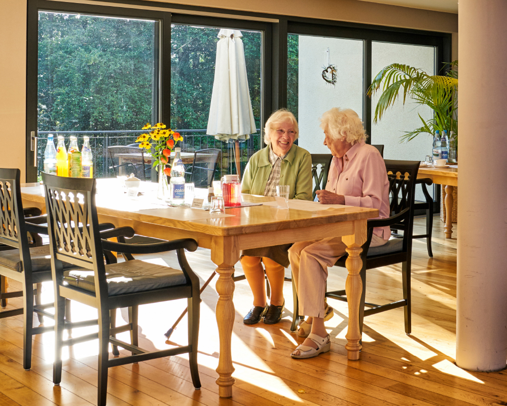 Sitzbereich im Pflege-Wohnen im WohnGut Osterseifen